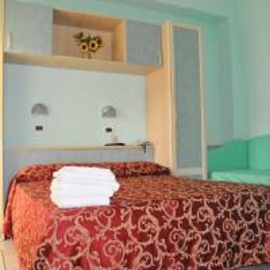 Hotel Le Lune Гаттео-а-Маре Экстерьер фото
